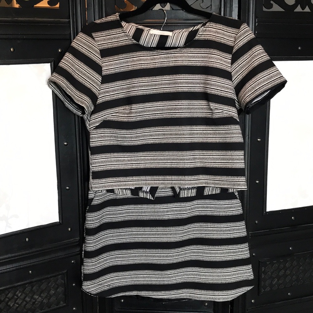 ⭐️ 2/$30 ⭐️ Black and White Striped Set